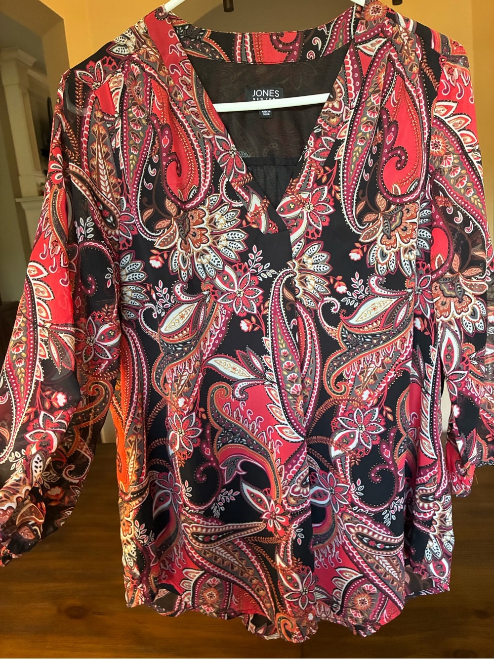 Jones New York Black and Red Paisley V-Neck Tunic